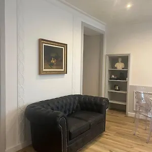  Apartment Crispi 30 Stylish Italy